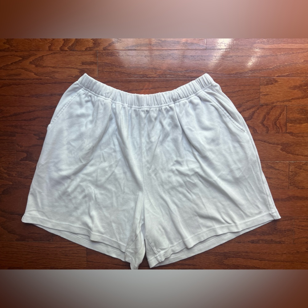 Roaman's White Elastic Waist Casual Shorts